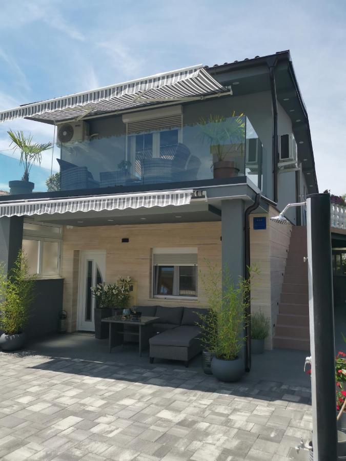 ויר Apartmani Sarm מראה חיצוני תמונה
