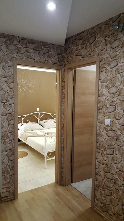 ויר Apartmani Sarm מראה חיצוני תמונה