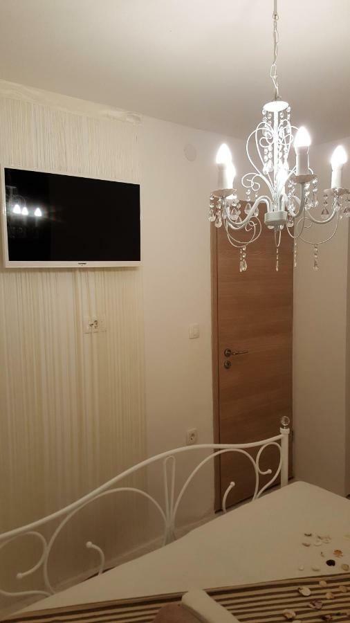 ויר Apartmani Sarm מראה חיצוני תמונה