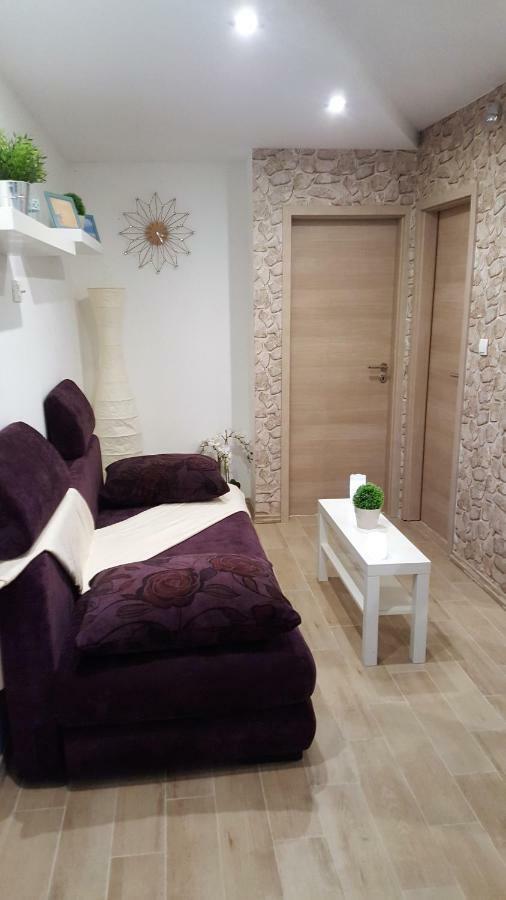 ויר Apartmani Sarm מראה חיצוני תמונה